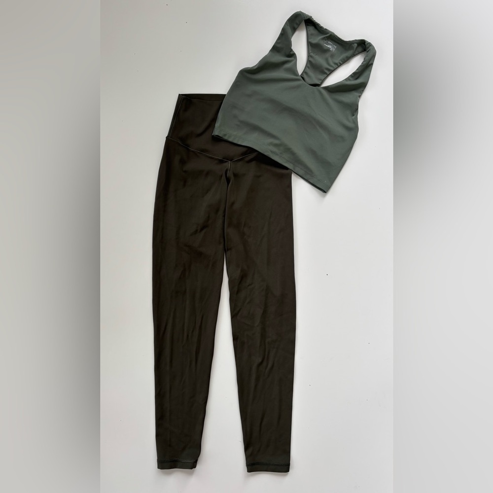 Aerie Women's Green Work Out Set LOT OF TWO Leggings Cropped Racer Tank Size XS